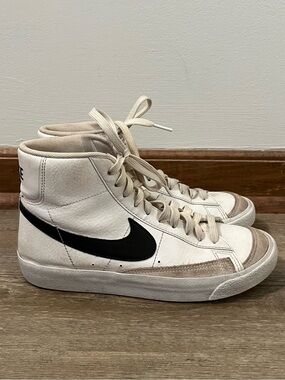 Nike Blazer ‘77